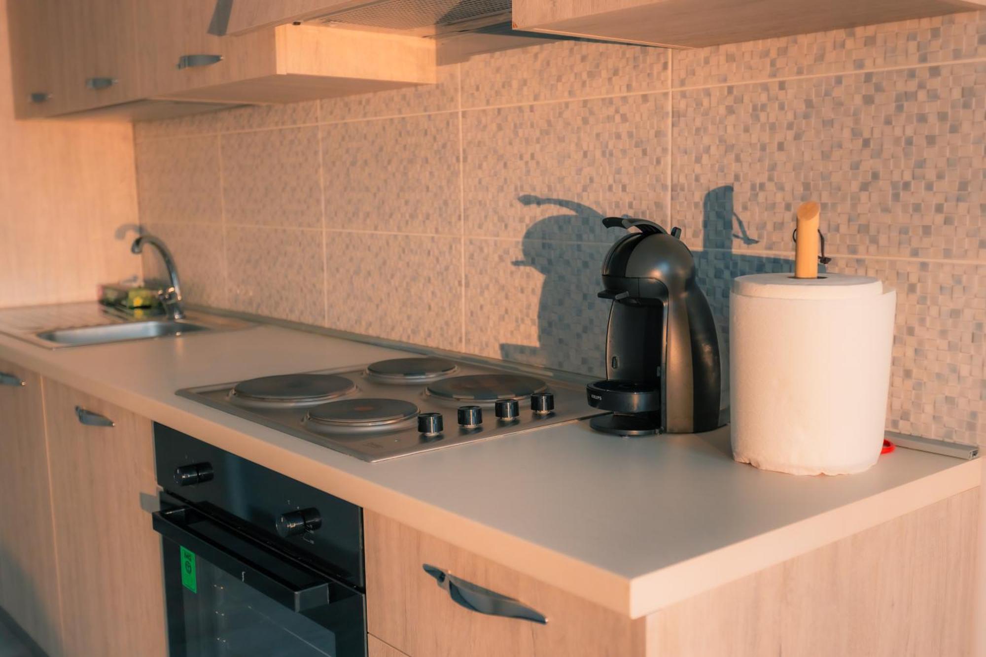 Sunset Apartment - Central Apt With Rooftop Garden Bucarest Extérieur photo